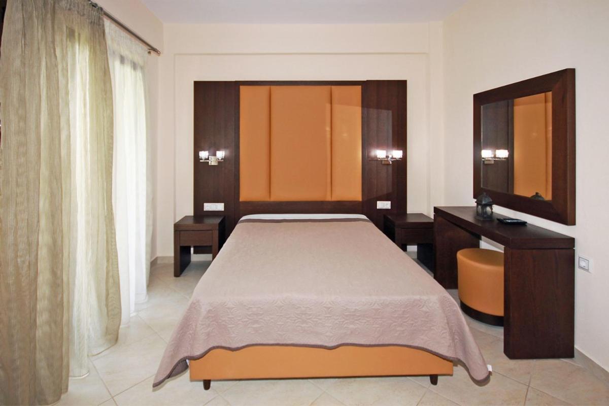 Stamos Apartments And Studios Βουρβουρού Εξωτερικό φωτογραφία